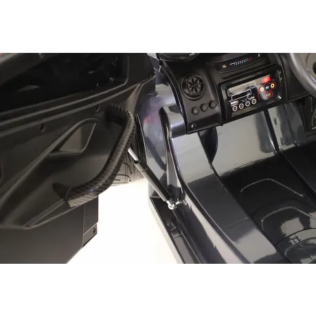 Электромобиль RiverToys McLaren 720S (DK-M720S) - Фото 9